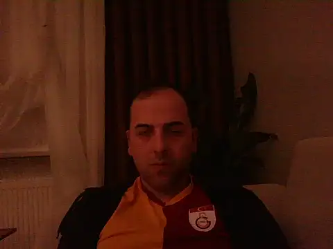Snapshot of Yldrmm_9553 chatting on 05.01.26 Yldrmm 9553 online show from 05.01.26