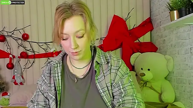 Snapshot of RachelCart chatting on 01.17.26 RachelCart online show from 01.17.26