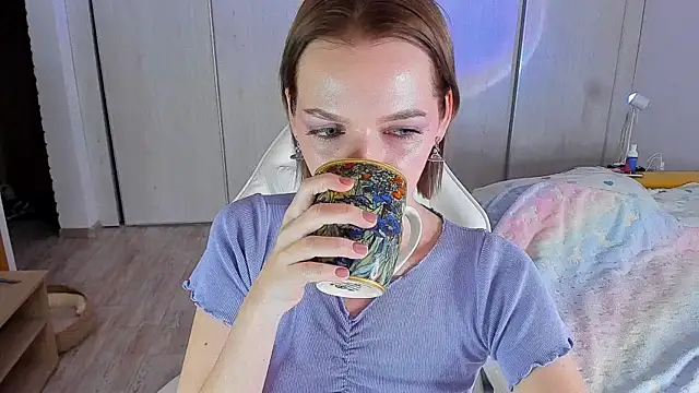 ice pixie online show from 03.13.25