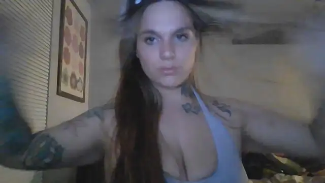 Snapshot of Loukoumonte chatting on 11.23.25 Loukoumonte online show from 11.23.25