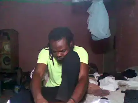 Snapshot of island-bigdick1 chatting on 09.23.25 island-bigdick1 online show from 09.23.25