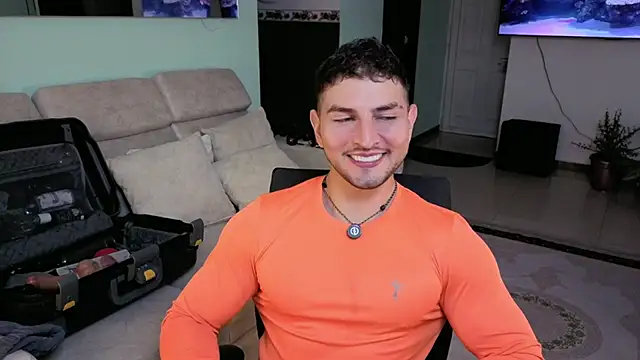 Snapshot of Angeloferrocam chatting on 05.22.26 Angeloferrocam online show from 05.22.26