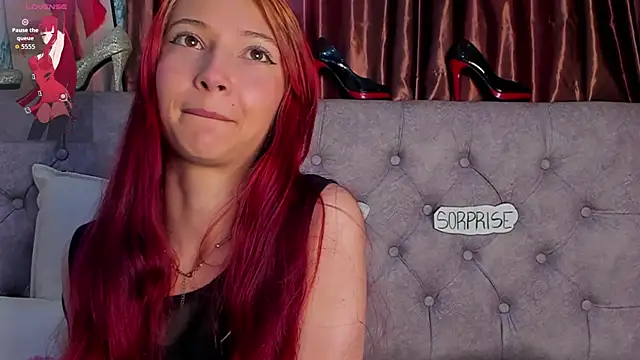 Snapshot of _Scarlett_01 chatting on 09.15.25 Scarlett 01 online show from 09.15.25