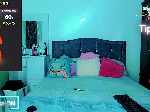 Liamscott  online show from 03.10.25