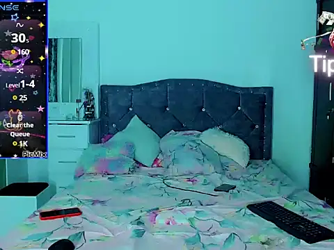 Liamscott  online show from 03.18.25