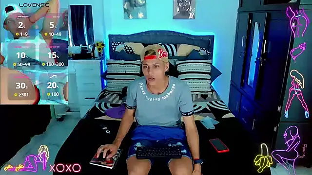 Liamscott  online show from 10.05.25