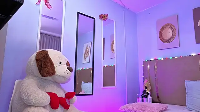 sarah cruzz  online show from 01.18.26