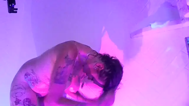 renegade vyxxen online show from 12.15.24