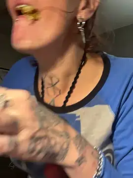 renegade vyxxen online show from 12.23.24