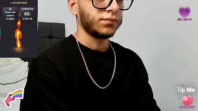 Snapshot of alejdrip chatting on 03.14.25 alejdrip online show from 03.14.25