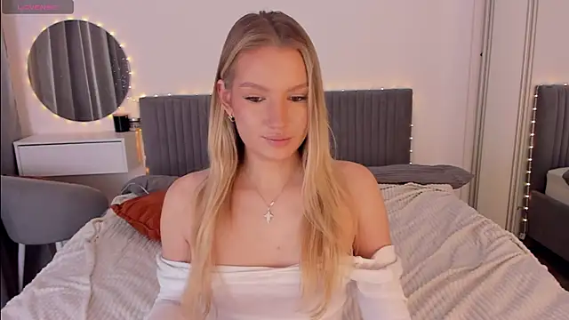 CassieRayss online show from 01.12.26