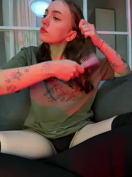 hotAssHell  online show from 02.08.25