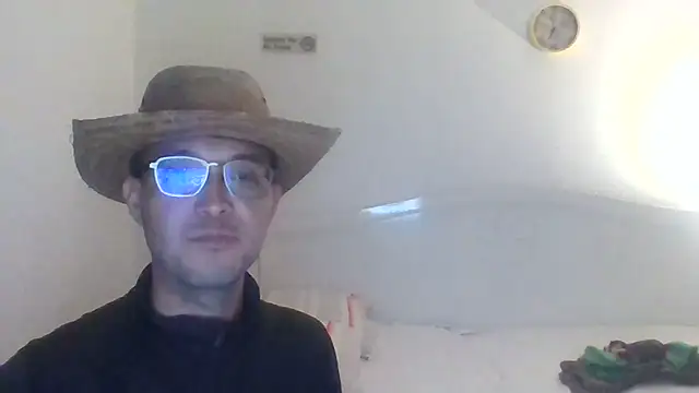 Snapshot of Yeye25199 chatting on 02.19.25 Yeye25199 online show from 02.19.25