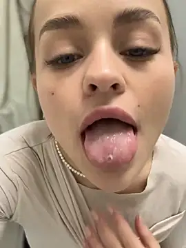 AngelinaTeller online show from 03.15.25