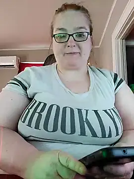 Snapshot of SexyWhiteChocolate chatting on 12.02.24 SexyWhiteChocolate online show from 12.02.24