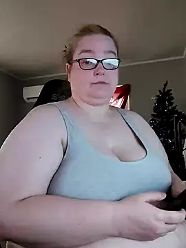 Snapshot of SexyWhiteChocolate chatting on 12.04.24 SexyWhiteChocolate online show from 12.04.24