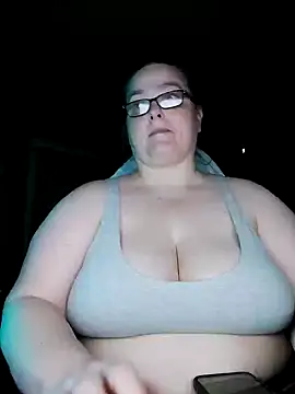 Snapshot of SexyWhiteChocolate chatting on 12.05.24 SexyWhiteChocolate online show from 12.05.24