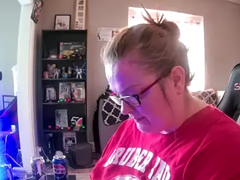 Snapshot of SexyWhiteChocolate chatting on 03.03.25 SexyWhiteChocolate online show from 03.03.25