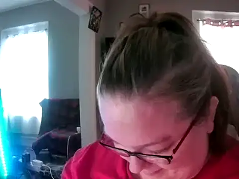 Snapshot of SexyWhiteChocolate chatting on 03.06.25 SexyWhiteChocolate online show from 03.06.25