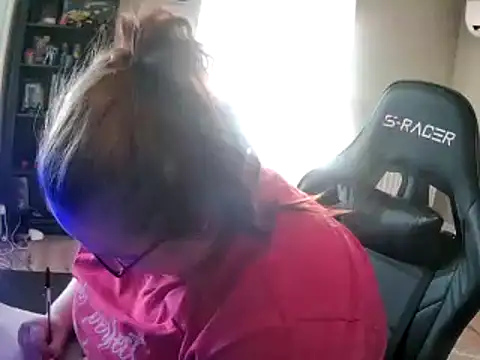 Snapshot of SexyWhiteChocolate chatting on 03.10.25 SexyWhiteChocolate online show from 03.10.25