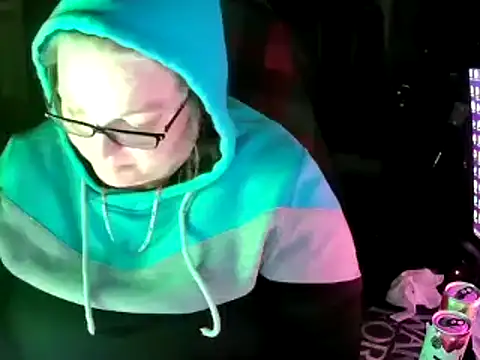 Snapshot of SexyWhiteChocolate chatting on 09.18.25 SexyWhiteChocolate online show from 09.18.25