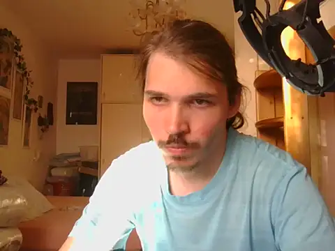 Snapshot of Davideksexy chatting on 06.23.26 Davideksexy online show from 06.23.26