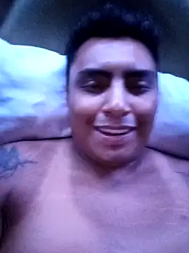 Snapshot of Leon_69ht chatting on 05.08.26 Leon 69ht online show from 05.08.26
