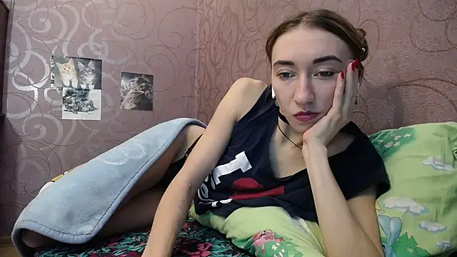 Snapshot of Fire__Foxx chatting on 12.15.24 Fire Foxx online show from 12.15.24