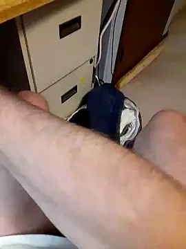 handsomeguy0729 online show from 01.28.25