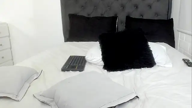 sara evans02 online show from 01.20.25