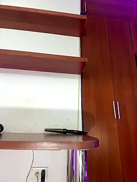 Snapshot of ivannapretyts chatting on 09.17.25 ivannapretyts online show from 09.17.25