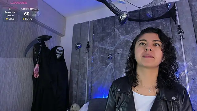 Snapshot of Amareto_ chatting on 11.01.25 Amareto online show from 11.01.25