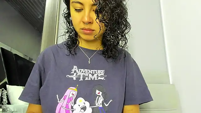 Snapshot of Amareto_ chatting on 11.10.25 Amareto online show from 11.10.25