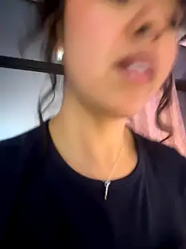 Snapshot of Amareto_ chatting on 11.27.25 Amareto online show from 11.27.25