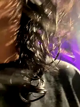 Snapshot of Amareto_ chatting on 12.15.25 Amareto online show from 12.15.25