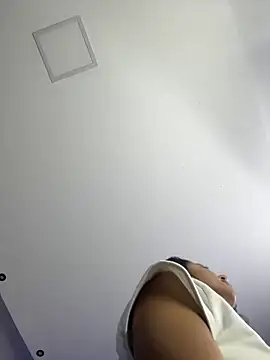 Snapshot of Amareto_ chatting on 12.20.25 Amareto online show from 12.20.25