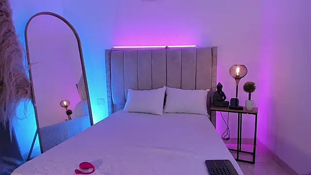 SakuraKato online show from 02.25.25