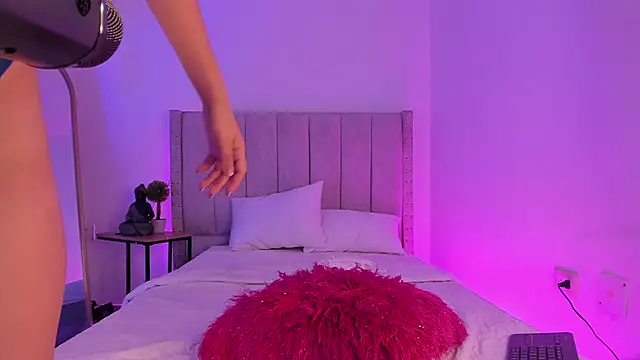 SakuraKato online show from 02.27.25