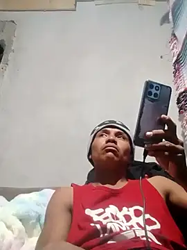 Snapshot of Moreno1813 chatting on 02.07.25 Moreno1813 online show from 02.07.25