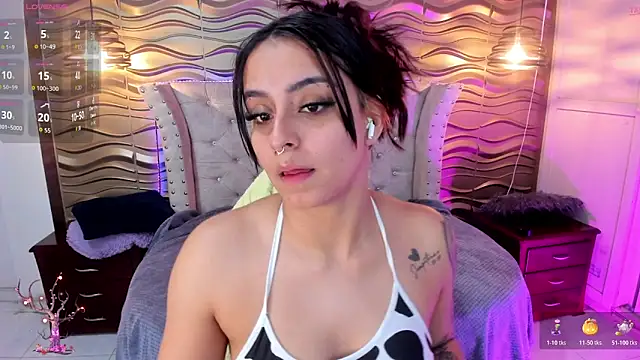 Andreita Jones online show from 10.26.25