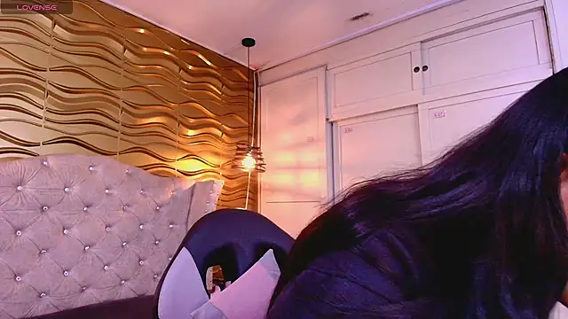 Snapshot of Andreita_Jones chatting on 04.18.26 Andreita Jones online show from 04.18.26