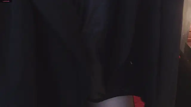 Snapshot of Ammy_Castro chatting on 12.10.24 Ammy Castro online show from 12.10.24