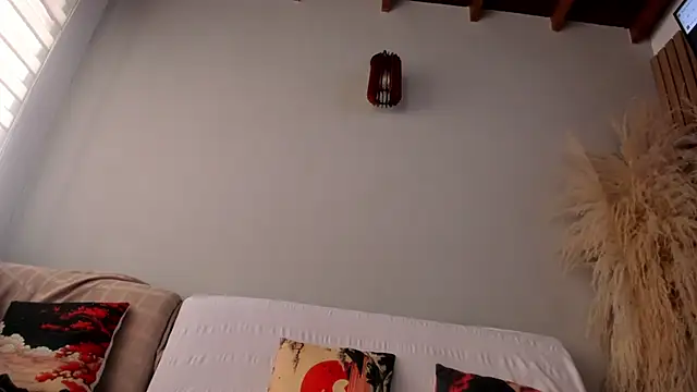 Snapshot of neo_dimou_ chatting on 10.14.25 neo dimou online show from 10.14.25