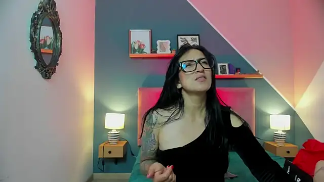 kira moon   online show from 02.21.26