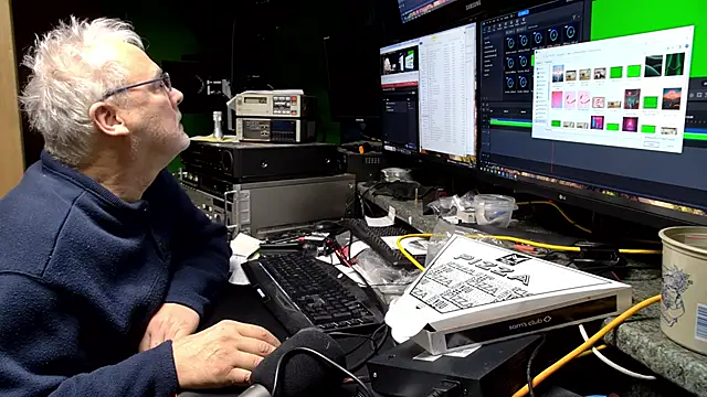 ButtCrackShowing-OOPS online show from 03.23.26