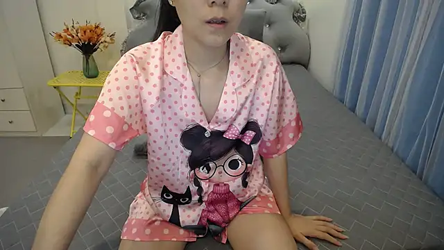 Snapshot of Lavender_Sweet chatting on 09.10.25 Lavender Sweet online show from 09.10.25