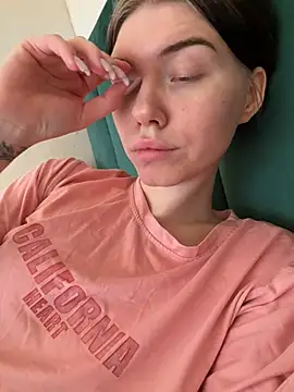 Lisaaa Alisa online show from 02.25.26