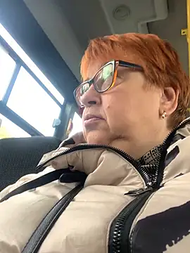 Snapshot of Klio5678 chatting on 10.30.25 Klio5678 online show from 10.30.25