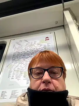 Snapshot of Klio5678 chatting on 11.03.25 Klio5678 online show from 11.03.25