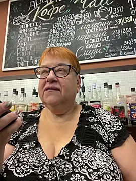 Snapshot of Klio5678 chatting on 11.11.25 Klio5678 online show from 11.11.25